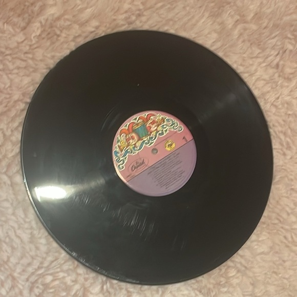 EUC VINTAGE WARNER BROS. RECORD - Picture 3 of 4